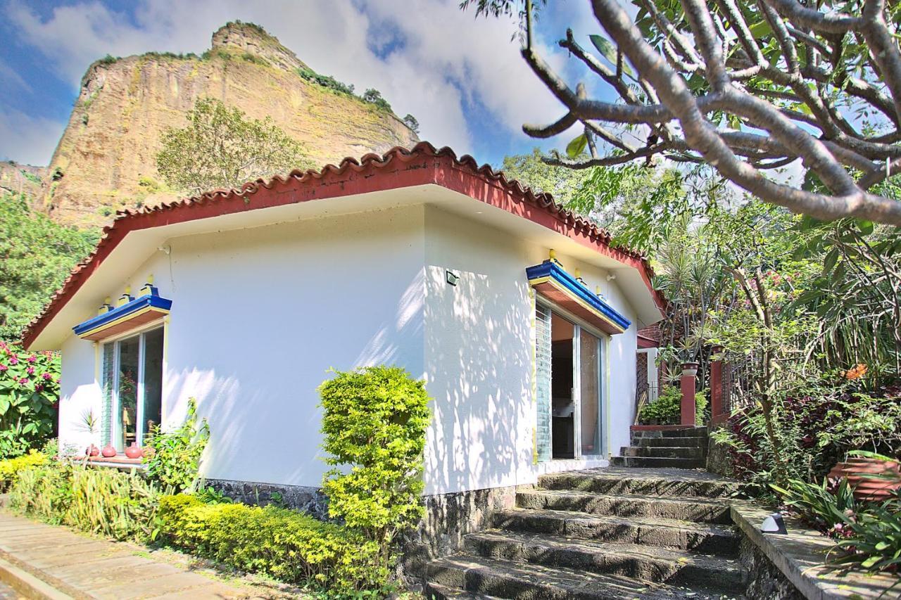 Casa Jacobina Tepoztlan Hotel Exterior photo
